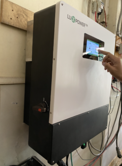 BIẾN TẦN LUXPOWER HYBRID 10KW (LXP 10K) - Image 3