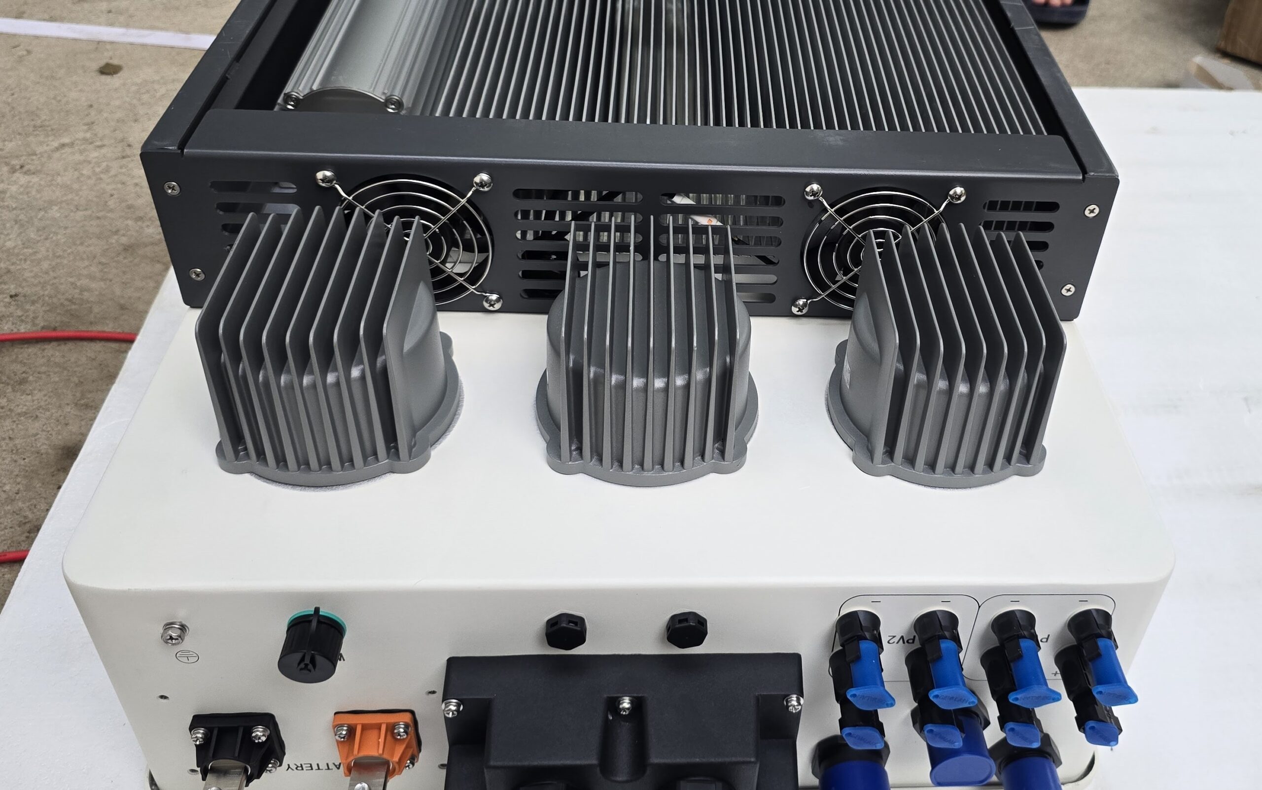 Biến tần Hybrid Chisage ESS – Jupiter Jup-8 G2-LE (1 pha, 8 kW, 48 V)